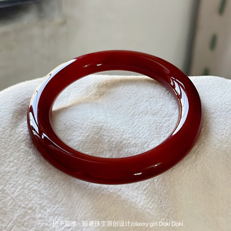 胖东来同款手镯红玛瑙玛瑙红色玉髓女圆条中国红玉髓玉镯感镯子送 52mm 本命年红色圆条