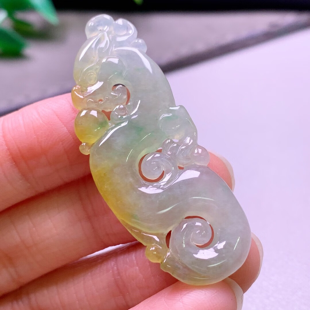 伊人意 翡翠玉吊坠龙牌 天然玉石a货冰种原