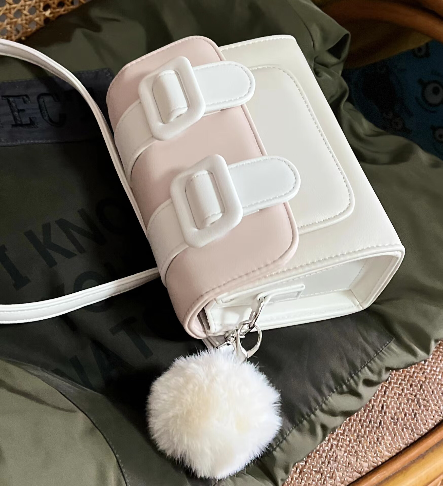 卡侬新款洋气马卡龙小方包单肩百搭剑桥包包女2025ins可爱斜挎小包潮