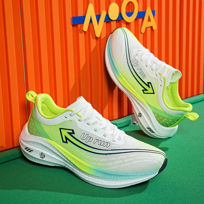 kuny出口uprun飞箭8跑鞋男耐用春季新款真碳板超轻减震跑步鞋软底运动