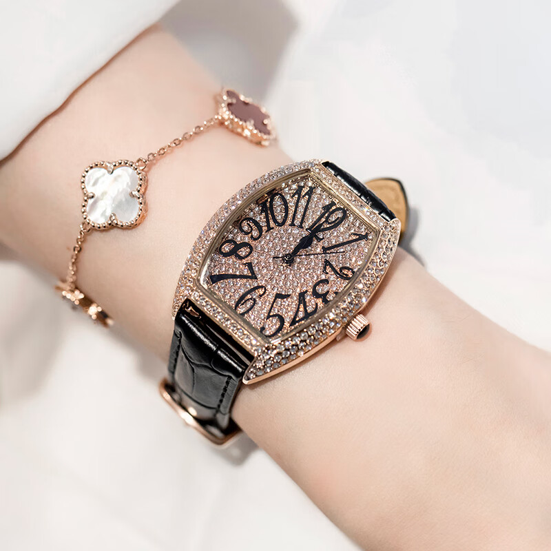 森匠满天星镶钻女士手表复古港风女士小众轻奢满天星镶钻十 轻奢金黑