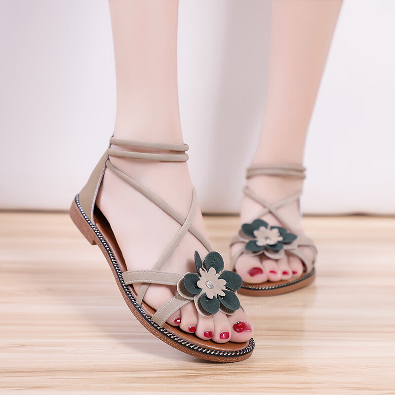 小女孩小学女生凉鞋9一12岁2020女童1011小孩12中大童13平底14秋季15