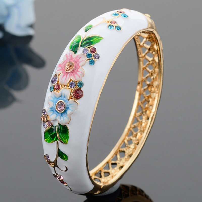 昂比熊景泰蓝手镯女民族风花朵镂空珐琅镀金镯子饰品首饰送长辈 白色