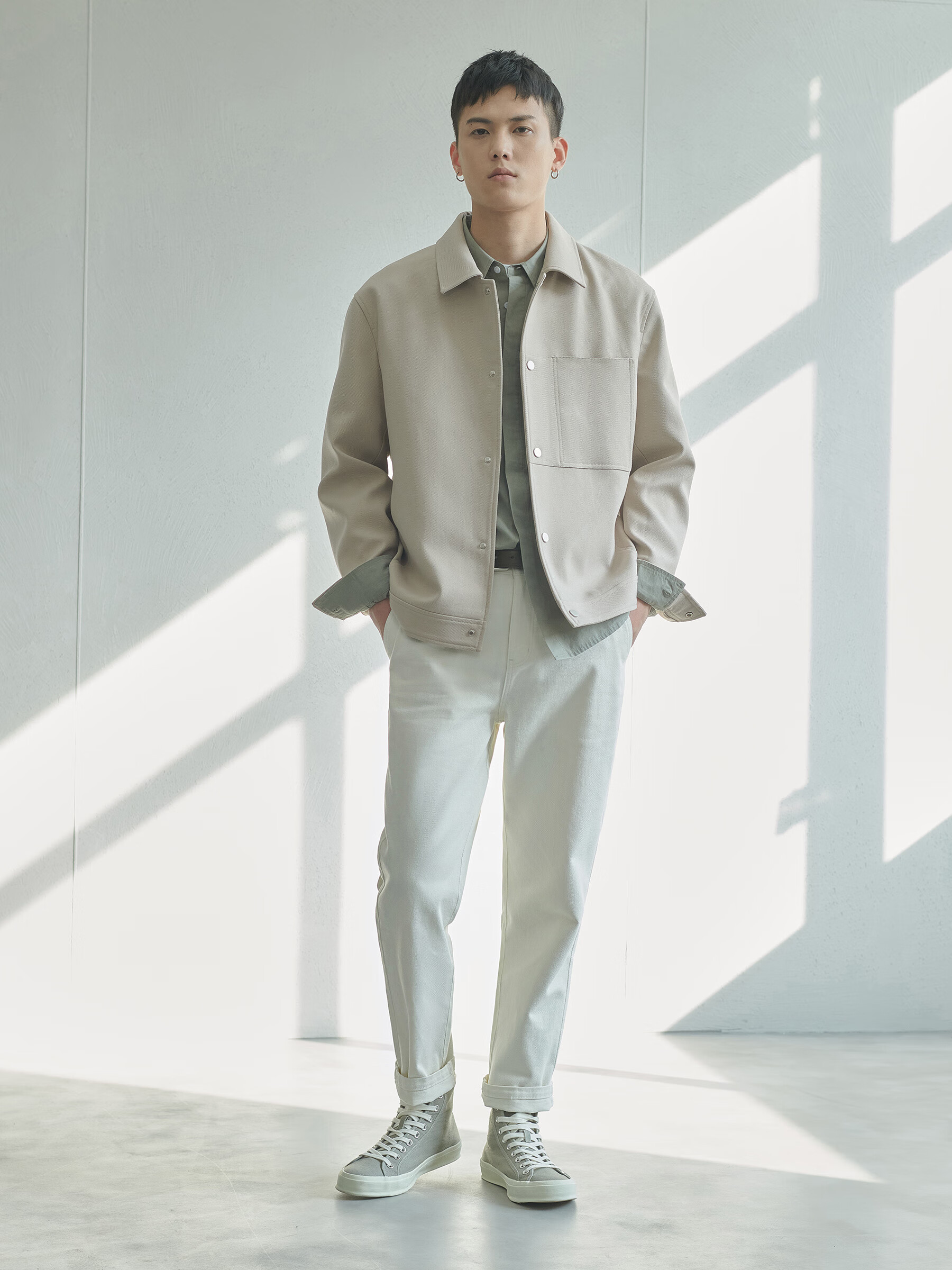 合映2023高级感进口中空纱抗皱廓形小翻领夹克男休闲