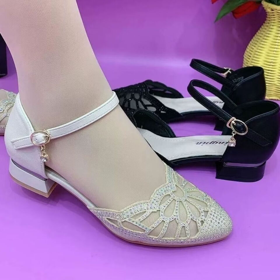 区森夏季镂空女鞋单鞋中年妇女妈妈鞋镂空跳舞鞋软皮软底凉鞋女中跟粗