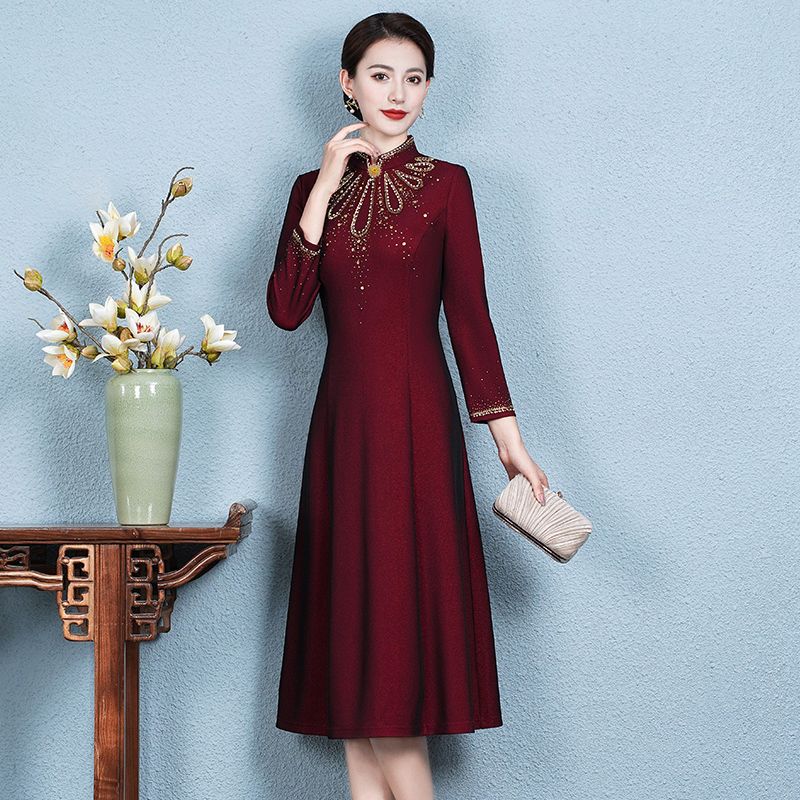 正咖秋冬儿子结婚年轻妈妈穿的裙子女儿穿的服装衣服长辈父母服装礼服