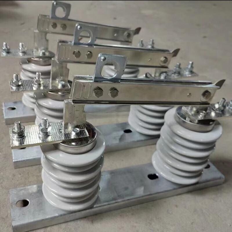 勋狸粑gw9-12/630a户外高压隔离开关新型10kv柱上单极隔离刀闸开关