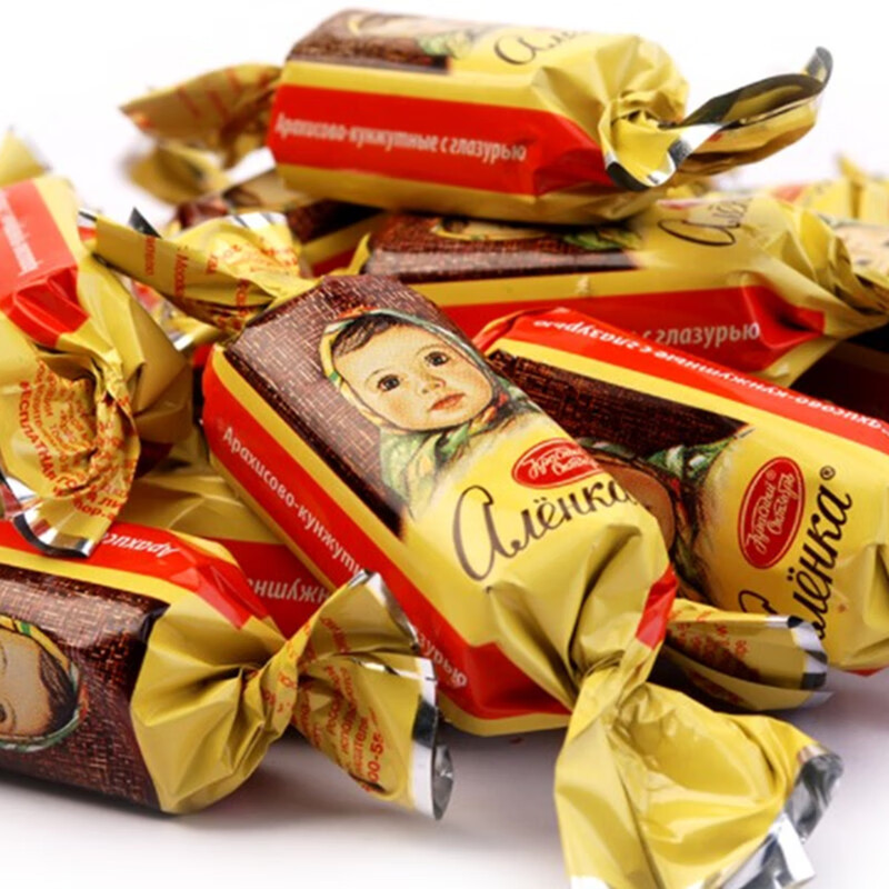 桃枫小离娃娃头巧克力花生芝麻酥糖俄罗斯进口零食结婚喜糖2斤 娃娃头