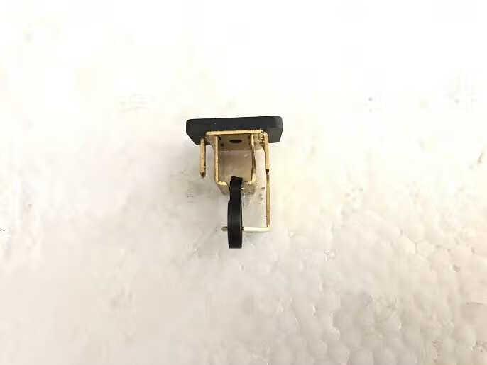 紅箭精銳肯達(dá)H8100T角磨機(jī)配件碳刷架刷座彈簧碳刷支架刷窩銅支架 碳刷架一個(gè)