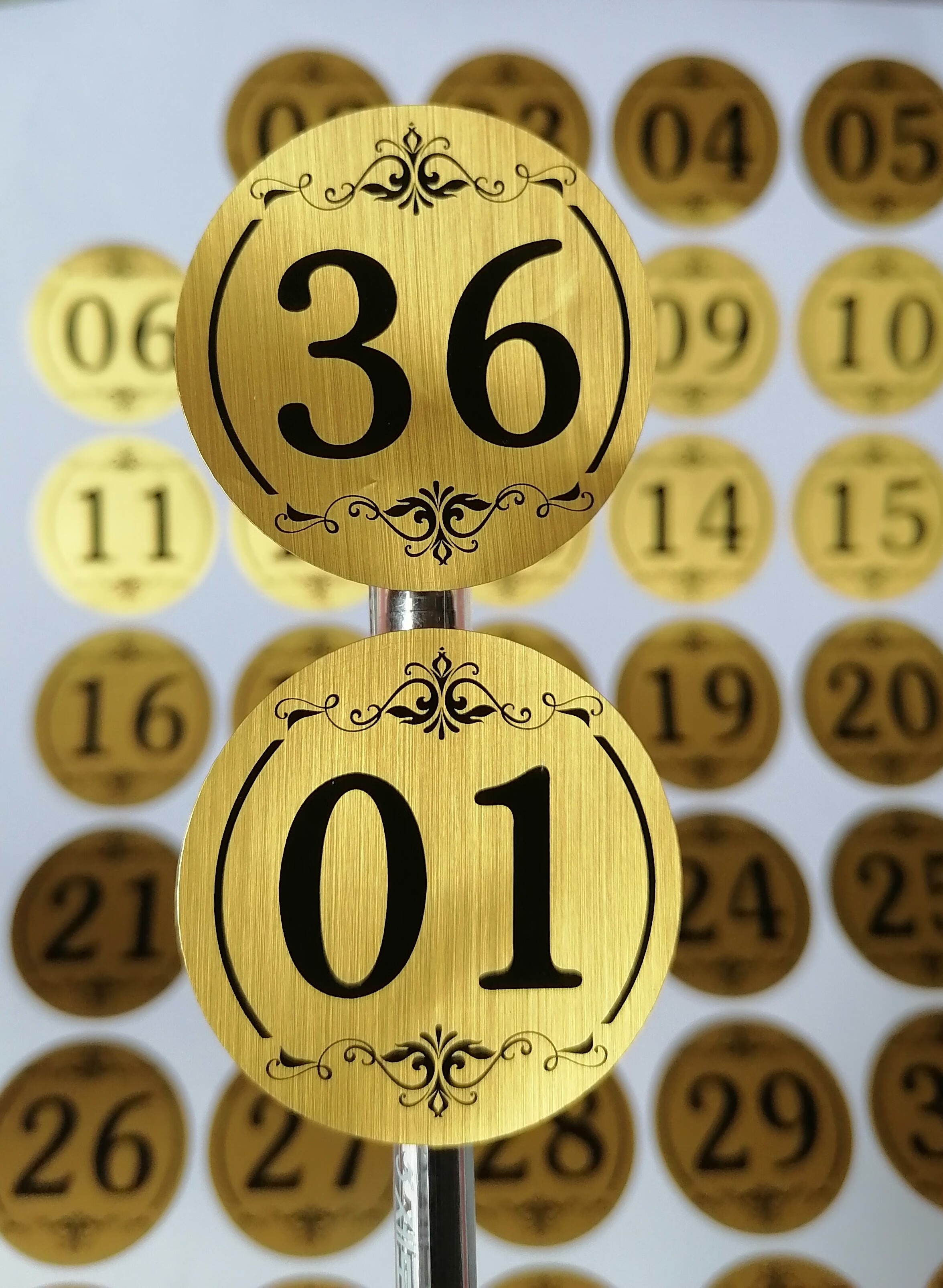 姒桀定制圆形防水拉丝金不干胶数字贴标签尺码贴号码封号标签订做 6