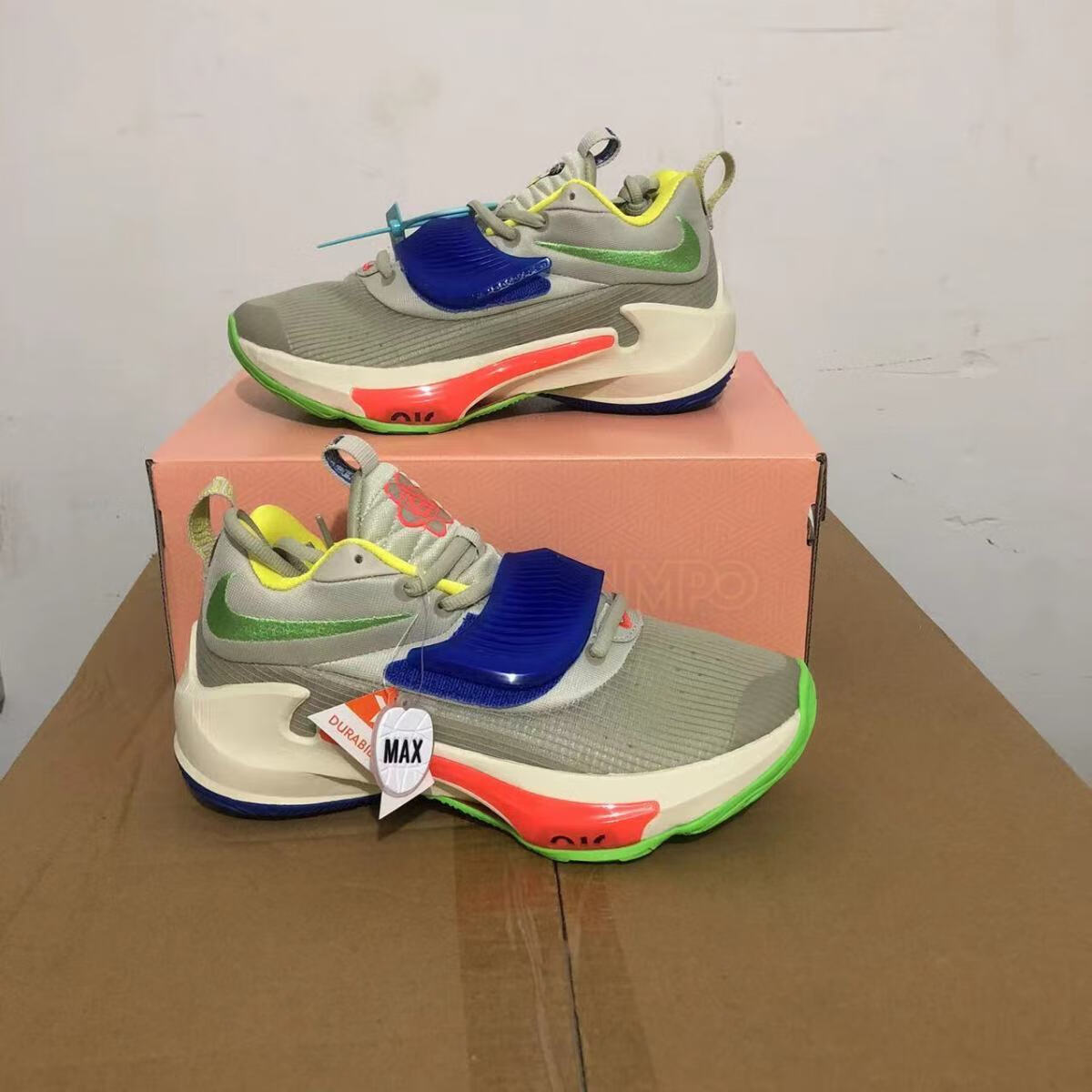 cozok自主品牌字母哥3篮球鞋黄卡其男低帮实战篮球鞋 字3黄卡奇_前掌