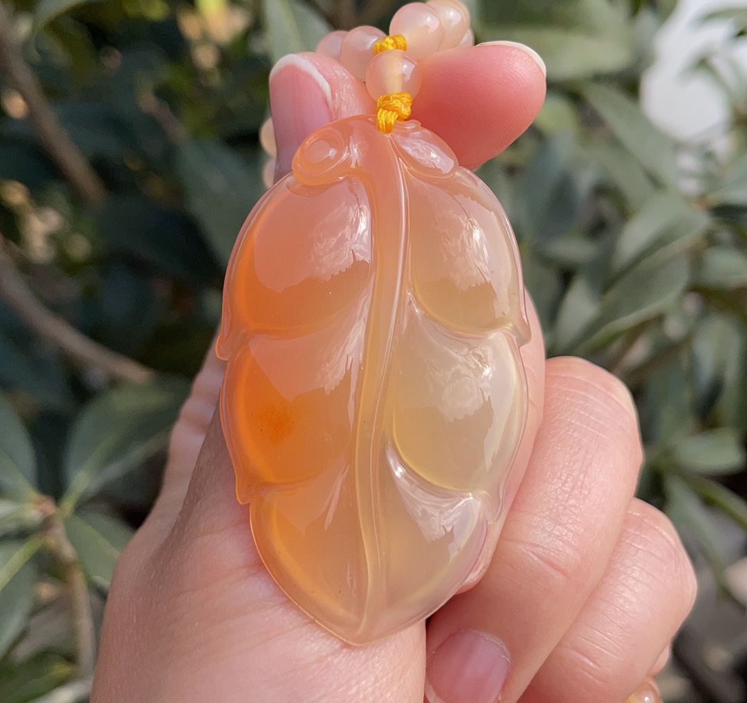 宝钰(k&k)云南黄龙玉胭脂粉高冰种金枝玉叶子毛衣链挂件证书