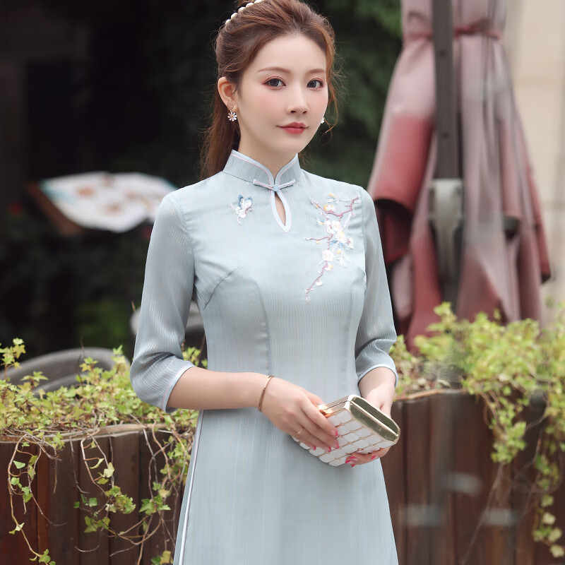 秀觀唐花蝶梅秋装改良新中式国风复古女装绣花奥黛雪纺中长款旗袍