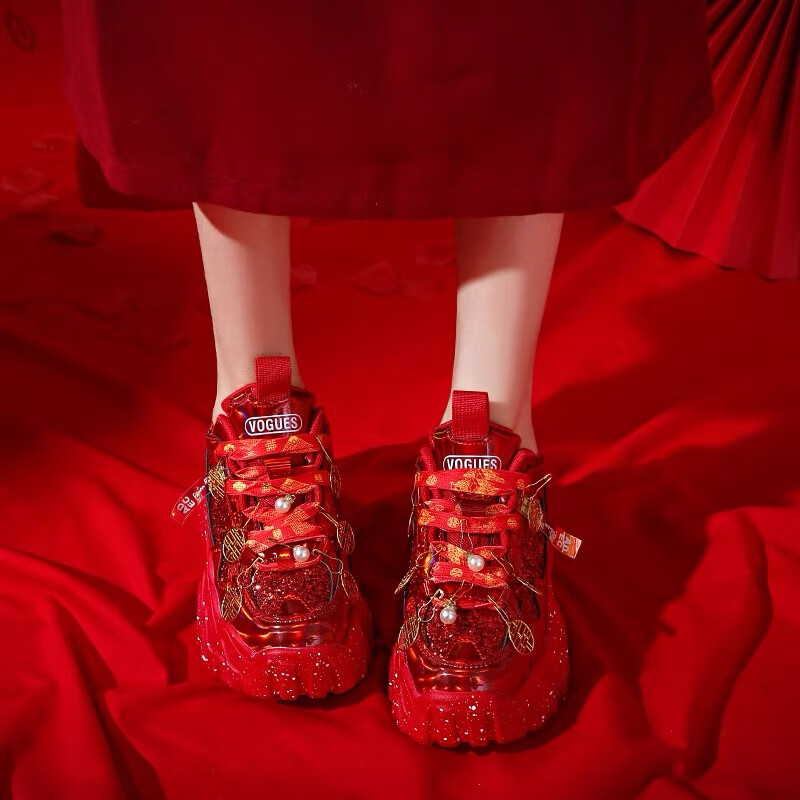 百丽香奈婚鞋女运动鞋中式红色新娘鞋结婚不累脚平底禾秀婚纱两穿平时可穿 中国红 38