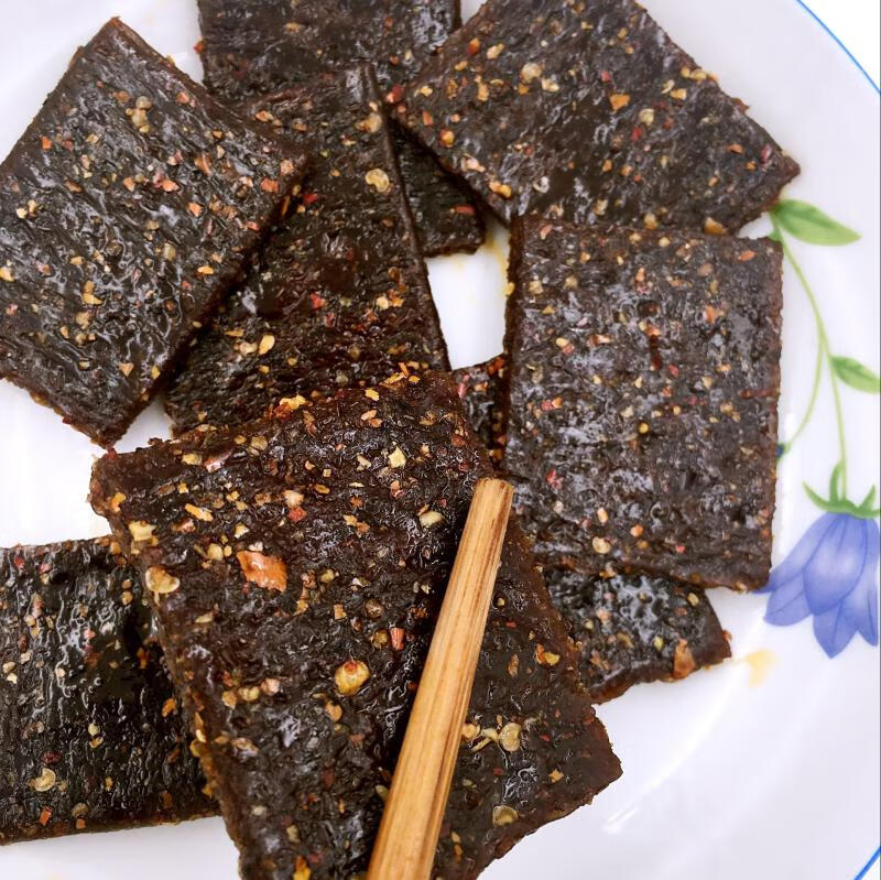 陆草垫四川重庆特产正宗泡椒臭干子牛板筋80g怀旧辣条小吃零食 10袋