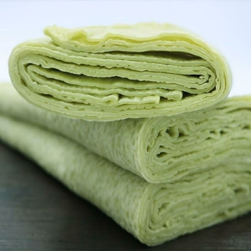 如思南的花甜粑,绿豆粉,印江的红苕粉,沿河的豆腐干,思南德江凤冈务川