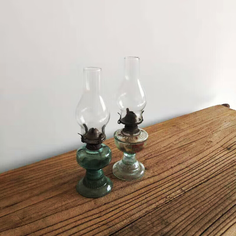 善业(shanye)民俗怀旧老物件 老式煤油灯 玻璃灯罩 煤油灯老 白色灯