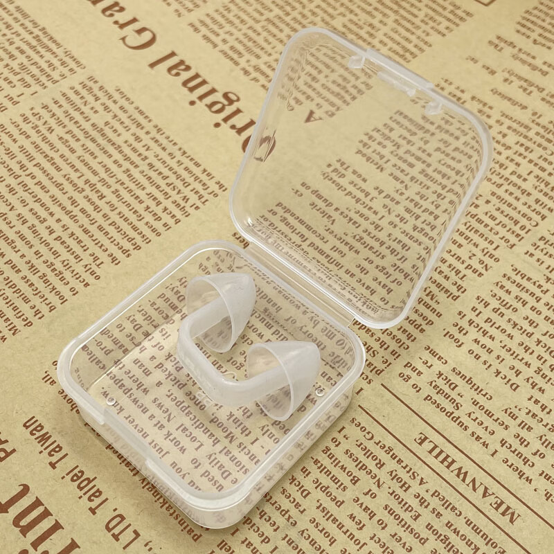 米力藤游泳鼻塞硅胶男女通用隐形鼻夹防呛水柔软防滑专业花样队推荐 m