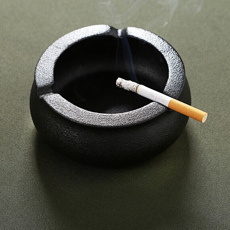 摩森 烟灰缸 创意个性家用陶瓷带盖烟缸欧式烟灰缸摆件办公室茶几卧室客厅工艺品: 禅风黑