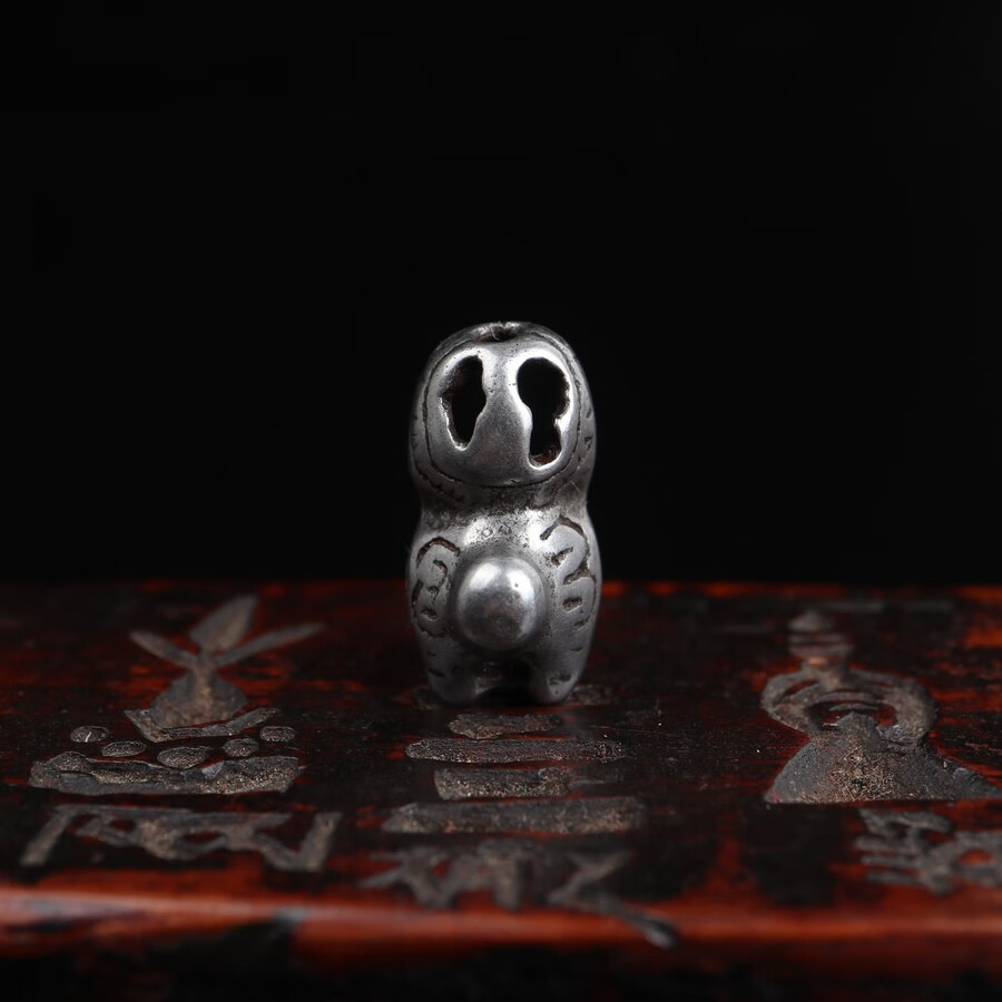 石俞记天铁托甲手工制作雪狮吊坠挂件文玩手串卡子侧挂西藏特色文玩