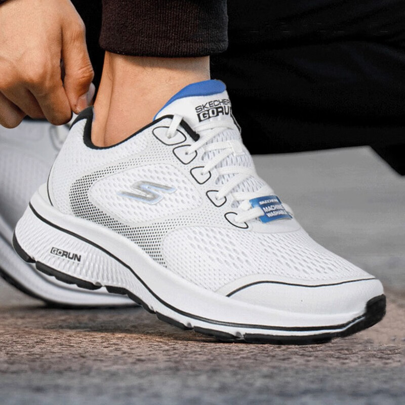斯凯奇（Skechers）男鞋夏季2025新款轻便网面软底跑步鞋透气运动鞋轻便减震休闲鞋男 白色-WHT 39.5