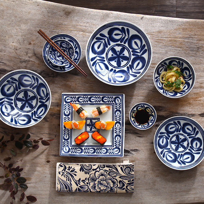 日本进口与餐具日式手绘蓝海草 釉下彩唐草饭碗盘碟子套装 家用和风面碗套餐 日本制造 小碗-直径10cm（单个）