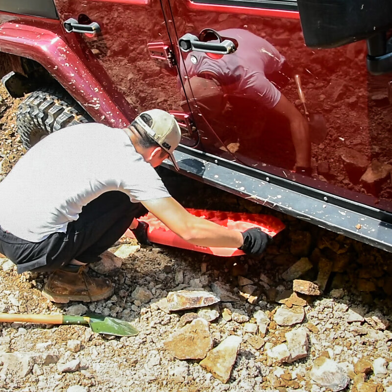 哲庭越野车脱困板自驾车载轮胎防滑防陷防沙板户外应急泥地雪地自救板