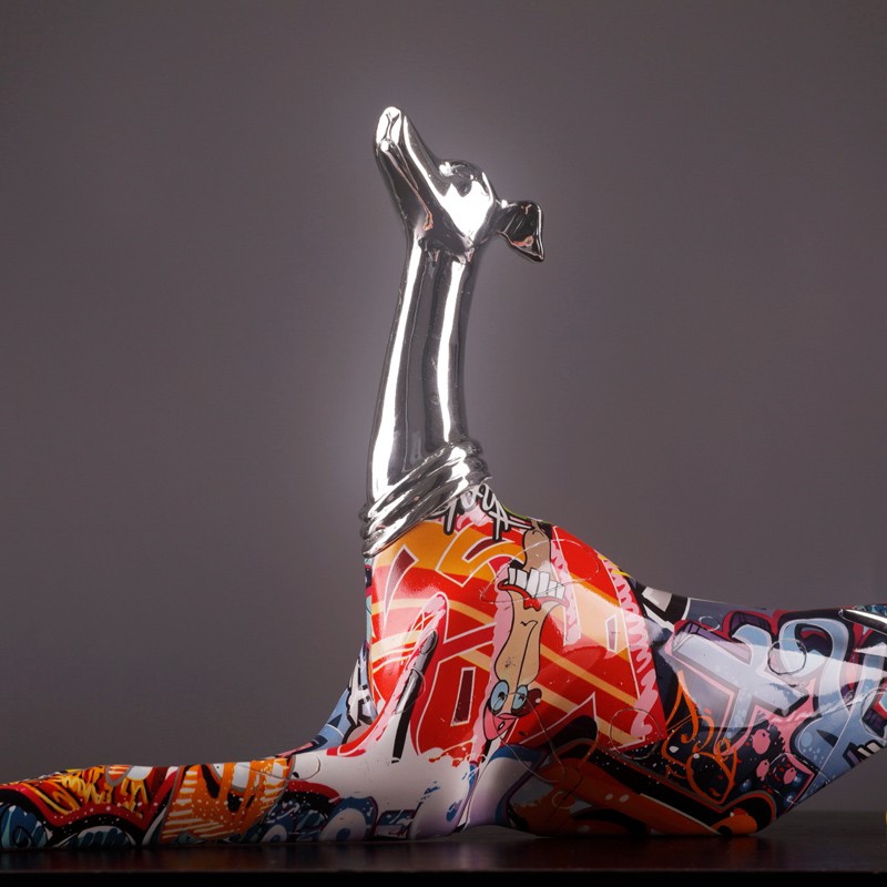 裕谷 创意彩色狗摆件家居客厅电视柜装饰品 卧姿