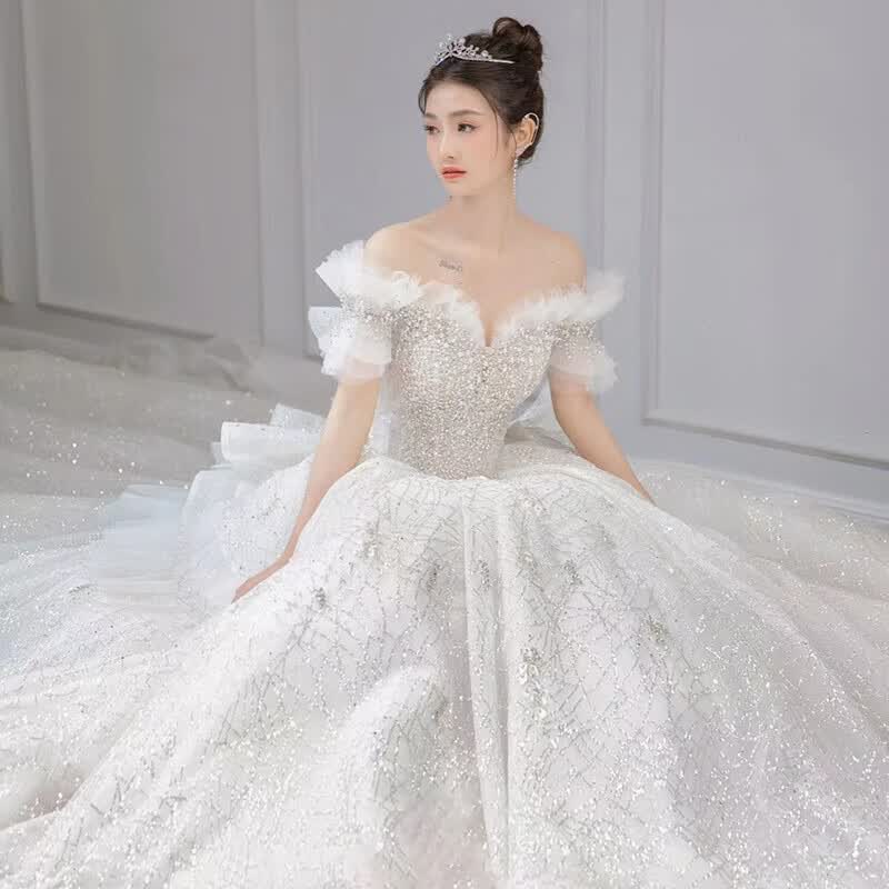 酷虎客新娘婚纱礼服一字肩在逃公主轻婚纱2022新娘主纱质感大码拖尾