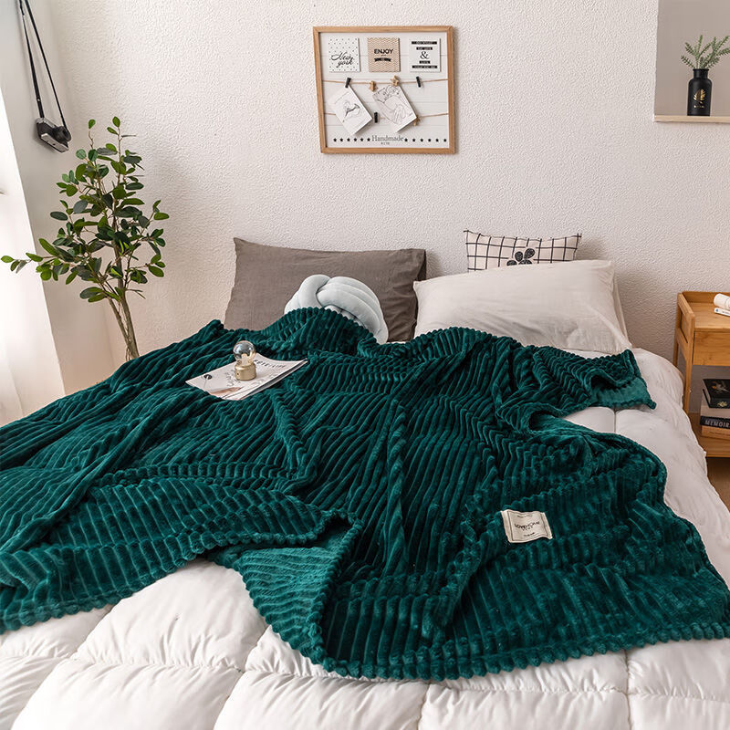 毛毯被子薄款夏季毛巾被夏天办公室午睡盖毯小毯子单人珊瑚绒 沉默绿 150x200cm柔软肤