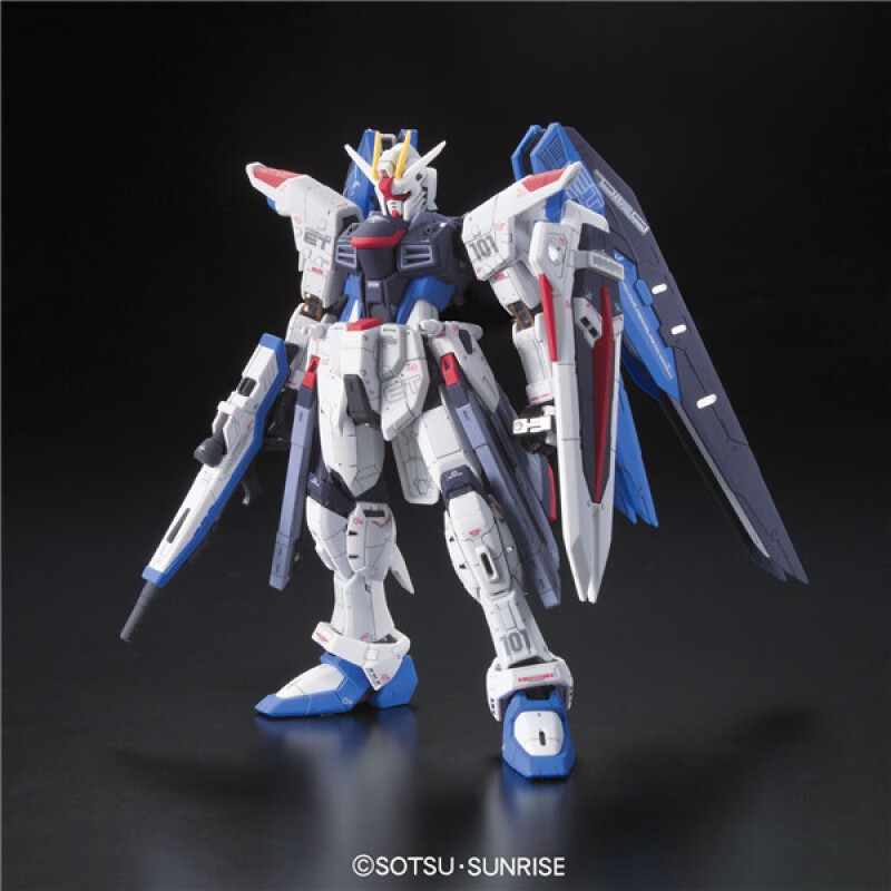 万代 rg 05 1/144 自由高达 freedom 高达seed 拼装 模型 现货请拍