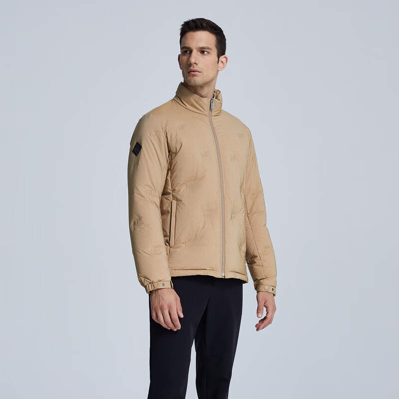 哈特马克斯90%鹅绒防风保暖高弹力立领提花短款羽绒服 砂陶棕 L 175/96A