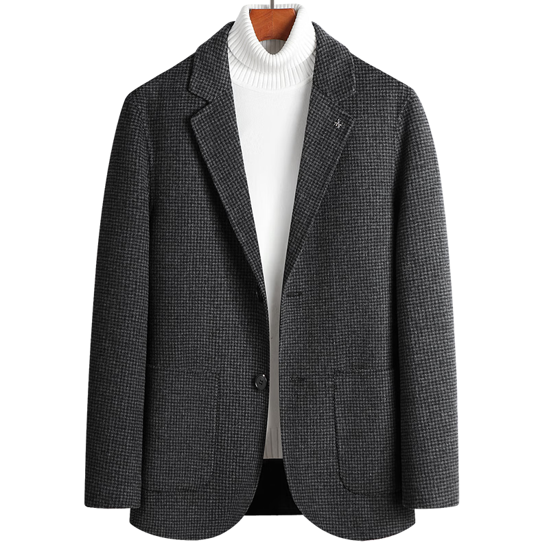 穿上罗蒙品牌双面呢羊毛西服,展现自信与魅力