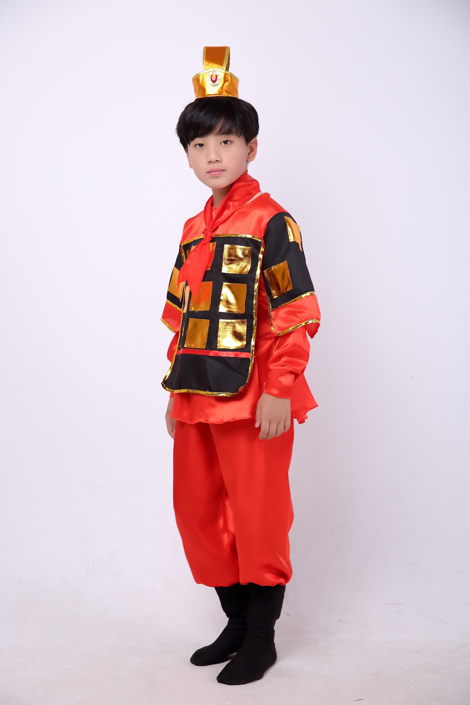 儿童古代士兵演出服满江红古代战袍盔甲戏曲将军铠甲 衣服 袜套红色