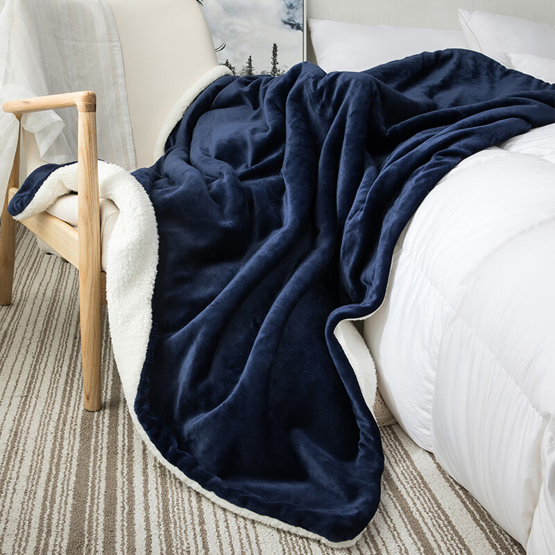 欧薇娜小毛毯被子盖毯羊羔绒双层加厚珊瑚绒办公室午睡小毯午休空调毯子 深蓝色 80*140厘米