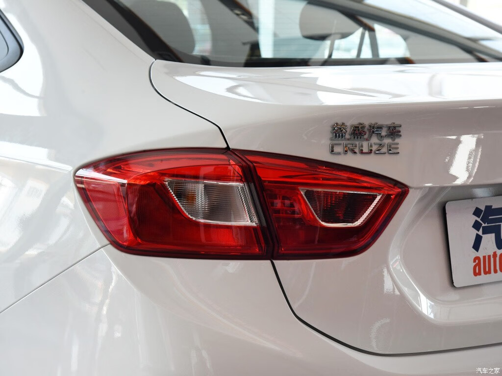 唐杉(tangshan)适用于雪佛兰科鲁兹后尾灯1617款科鲁兹尾灯后大灯组合