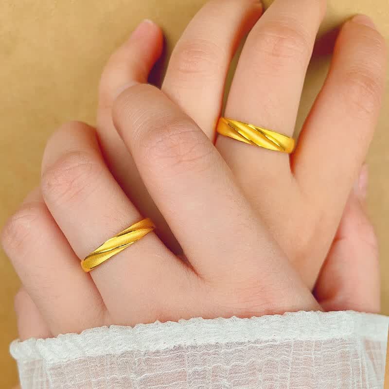 易昇黄金戒指999足金莫比乌斯戒指情侣款男女对戒素圈指环订婚戒礼物