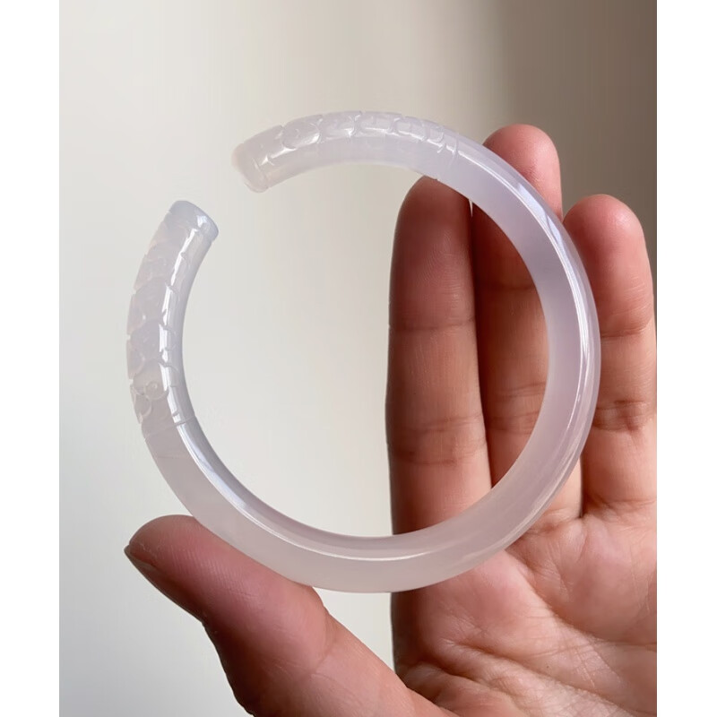 拾禾天然玛瑙精雕手镯 白玛瑙圆条开口样式镯子 吉祥祥云 52内径