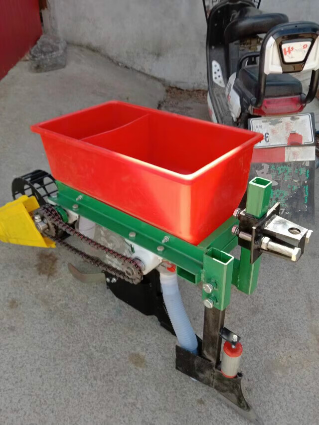 刘不丁手扶四轮拖拉机玉米播种机微耕机播种机大豆谷子高粱精播机免耕