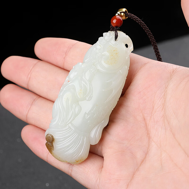 玉籽谣孤品大师工艺和田玉鱼化龙吊坠男籽料白玉龙鱼女金榜题名学生