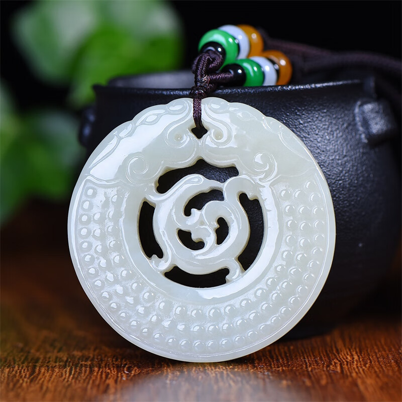 静汝玉【珠宝严选】精致和田玉白玉仿古龙凤牌吊坠挂件女款 送礼推荐