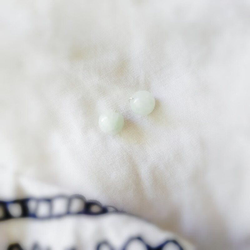 蒂宝莱(dibaolai)翡翠耳钉油青翡翠玉珠s银耳钉古典百搭简约气质 银