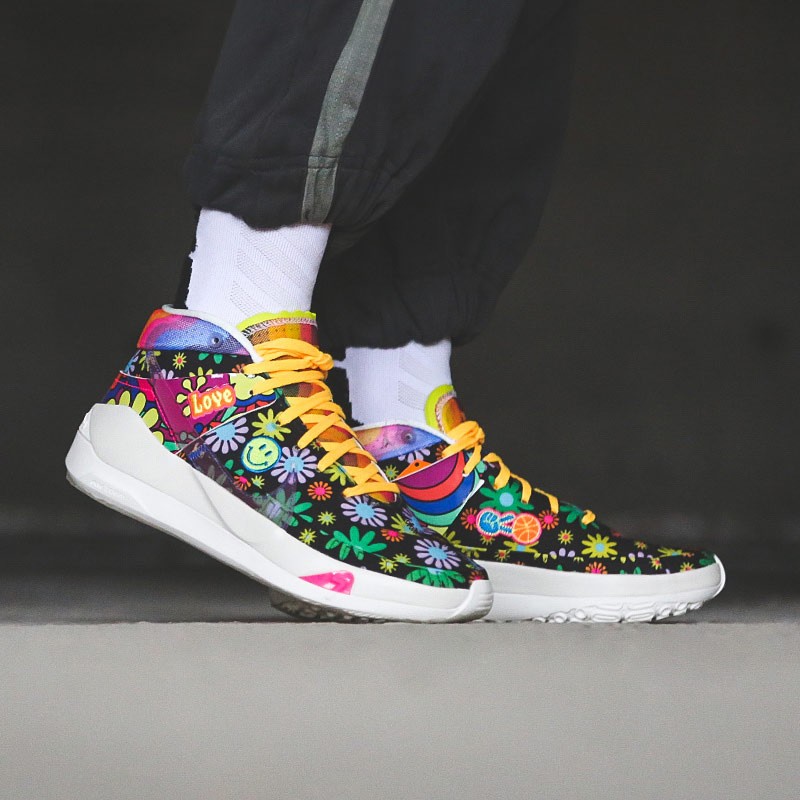 耐克nike zoom kd13 ep 杜兰特13美国队蓝红扎染玩转未来白金蝴蝶