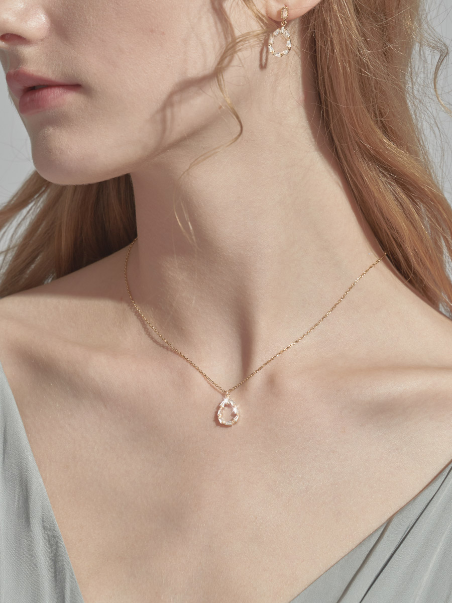 terra 天使の泪光项链超闪气质锁骨链网红小众ins颈链生日礼物