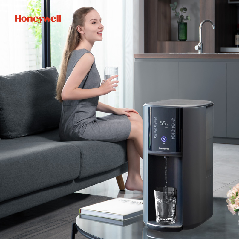 霍尼韦尔净水器台式净饮一体机即热式饮水机这款废水率高吗，值不值得购买呀？