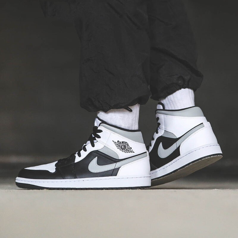 1中帮aj1新款轻便耐磨运动休闲板鞋篮球鞋 554725/554724-073(黑白灰)