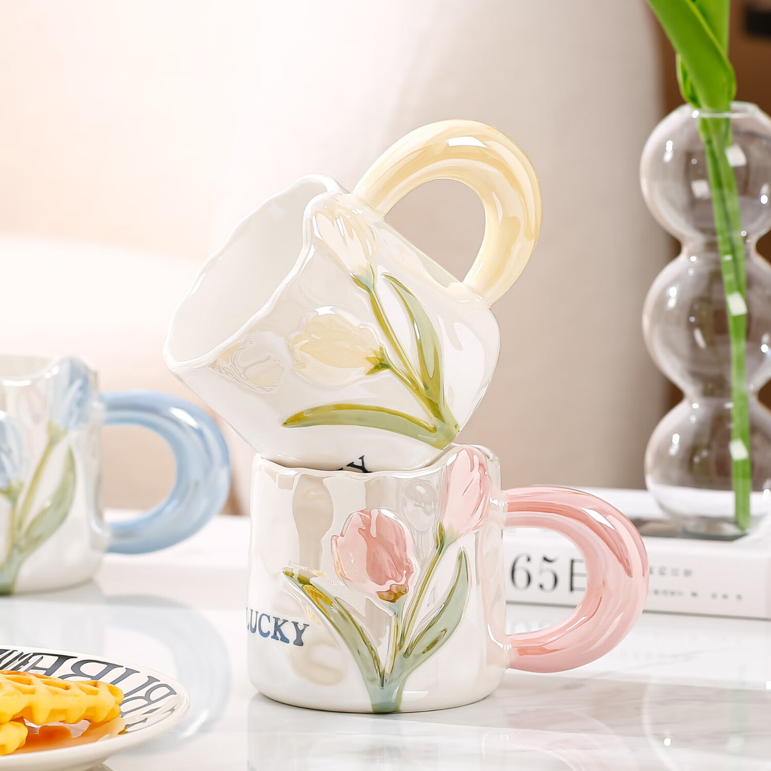 品喻（PINYU）杯子陶瓷马克杯咖啡杯高颜值带盖勺创意水杯茶杯男女早餐杯粉郁金
