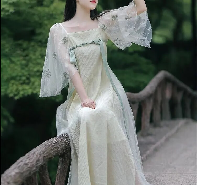 艾莱克优古装服装女仙气飘飘国风素清纯女装秋季仙女裙齐胸襦裙古装
