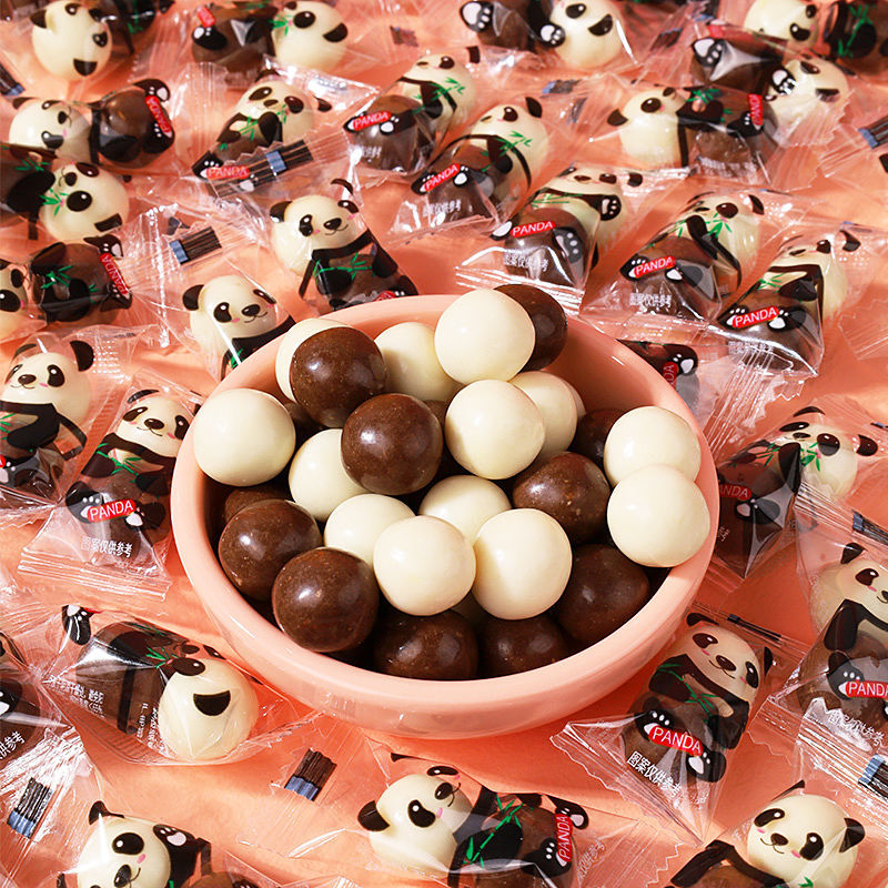 熊猫麦丽素黑白巧克力豆夹心年货节儿童休闲零食小吃散装糖果 熊猫款 240克约200粒(100包)
