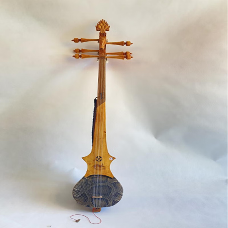 西藏民族乐器六弦琴 文化传统工艺品